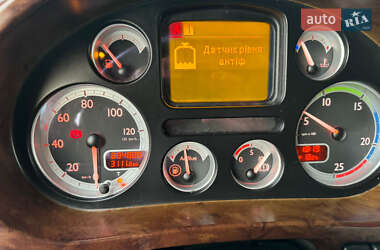 Тягач DAF XF 105 2013 в 