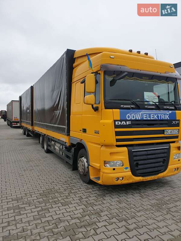 Тентований DAF XF 105 2007 в 