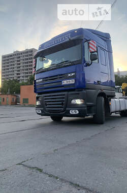 Тягач DAF XF 105 2006 в Киеве