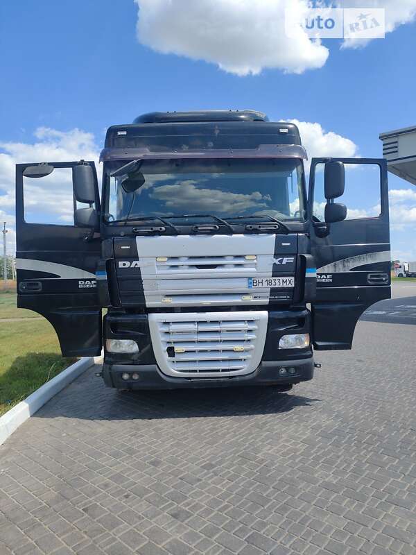 Тягач DAF XF 105 2007 в Одессе