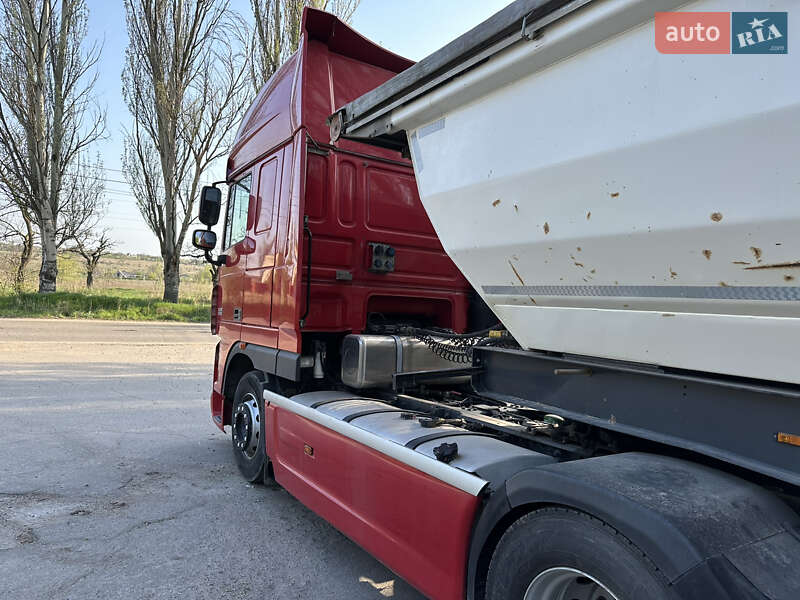 Тягач DAF XF 105 2010 в Запоріжжі