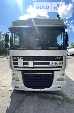 Тягач DAF XF 105 2007 в Киеве