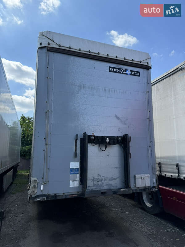 Тягач DAF XF 105 2011 в Луцке