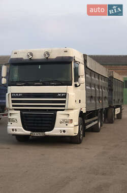 Контейнеровоз DAF XF 105 2006 в Кропивницькому