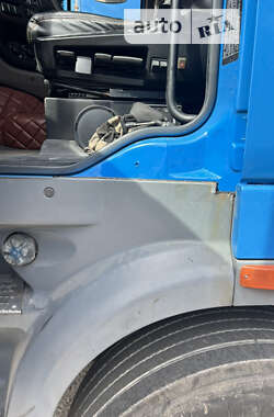 Тягач DAF XF 105 2011 в 