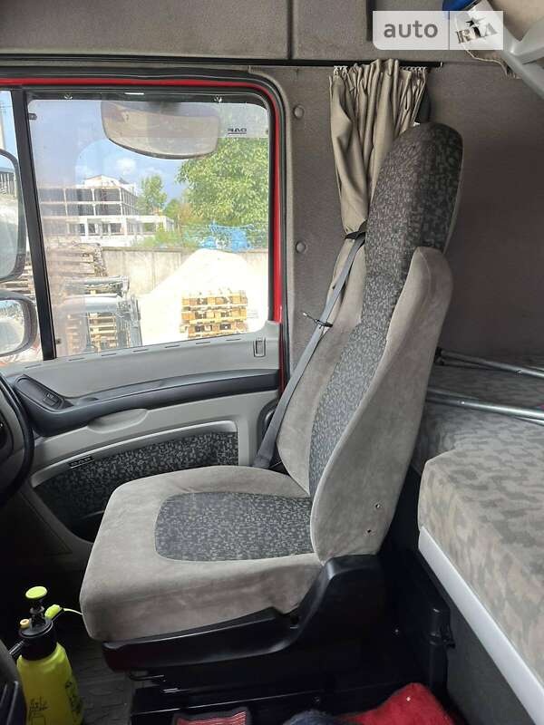 Тягач DAF XF 105 2008 в Чернівцях