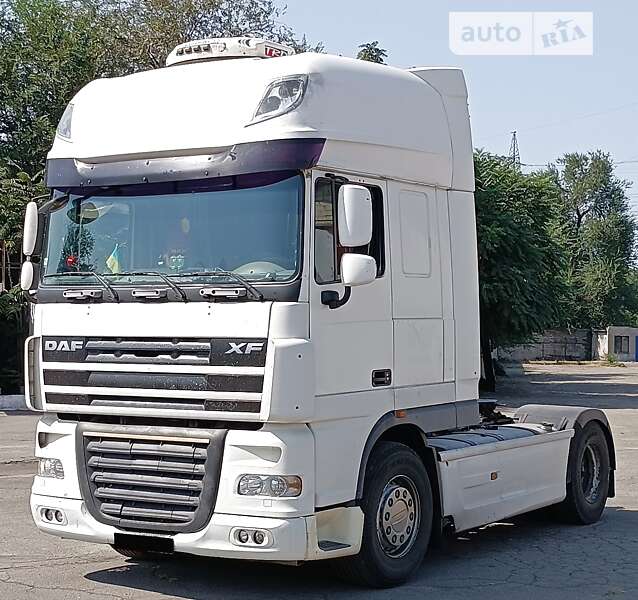 Тягач DAF XF 105 2009 в Запоріжжі