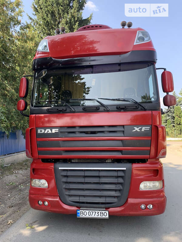 Тягач DAF XF 105 2010 в Тернополе