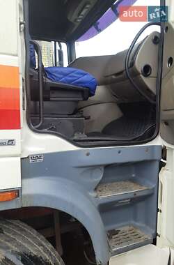 Тягач DAF XF 105 2008 в 