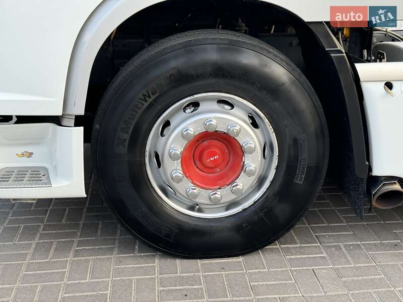 Тягач DAF XF 105 2013 в Дубні