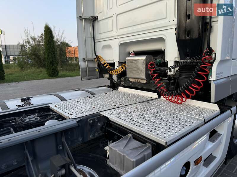 Тягач DAF XF 105 2013 в Дубні