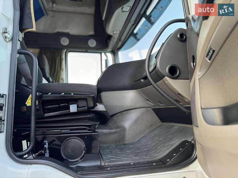 Тягач DAF XF 105 2013 в Дубні