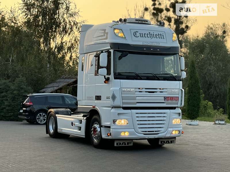 Тягач DAF XF 105 2013 в Дубні