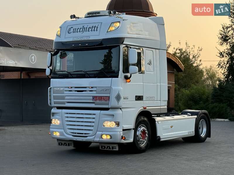 Тягач DAF XF 105 2013 в Дубні