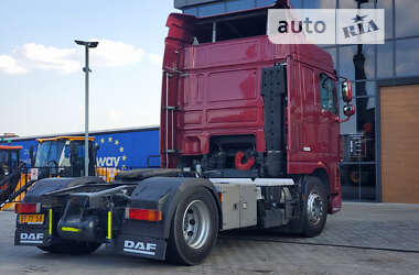 Тягач DAF XF 105 2012 в Ровно