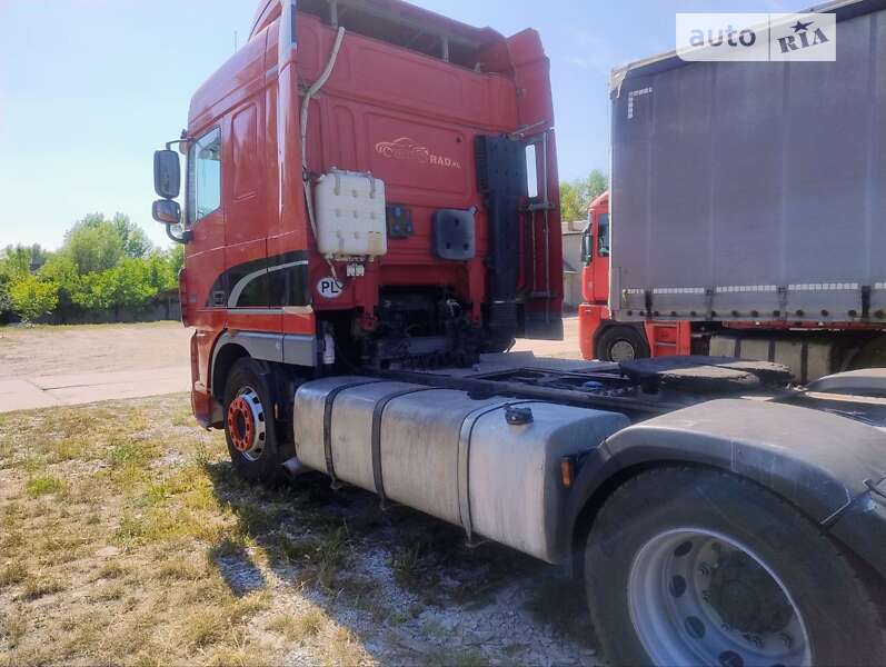 Тягач DAF XF 105 2007 в Чернигове