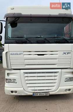 Контейнеровоз DAF XF 105 2012 в 