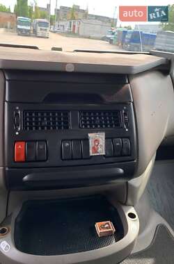 Контейнеровоз DAF XF 105 2012 в 