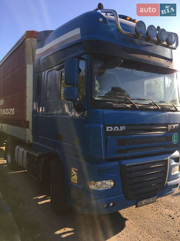 Тягач DAF XF 105 2008 в Ровно