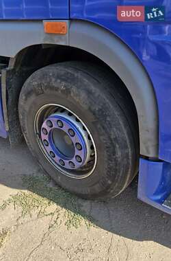 Тягач DAF XF 105 2011 в 