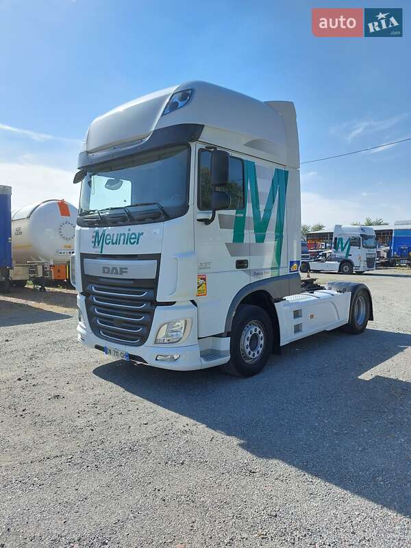 Тягач DAF XF 105 2015 в Киеве фото 5 Тягач DAF XF 105 2015 в Киеве