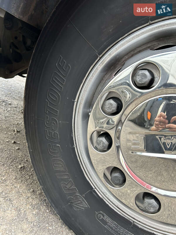 Тягач DAF XF 105 2008 в Ужгороде