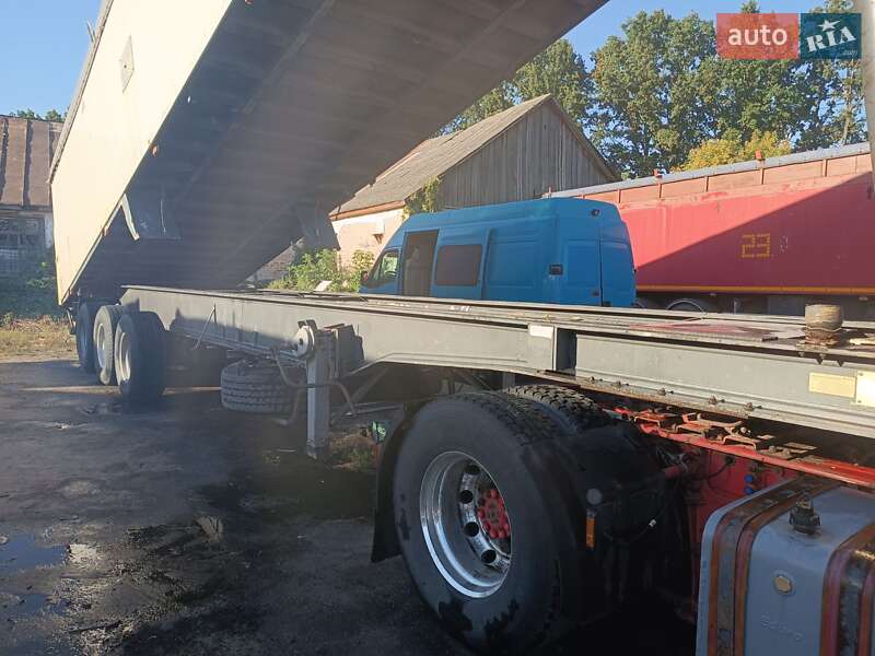 Тягач DAF XF 105 2007 в Заводском
