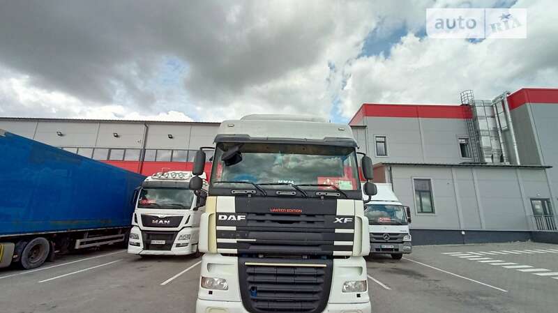 Тягач DAF XF 105 2007 в Львове