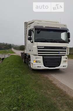 Тягач DAF XF 105 2011 в Золочеве