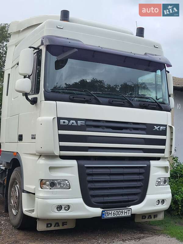 Тягач DAF XF 105 2011 в Одессе