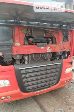 Самосвал DAF XF 105 2009 в 
