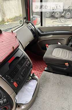 Тягач DAF XF 105 2011 в 