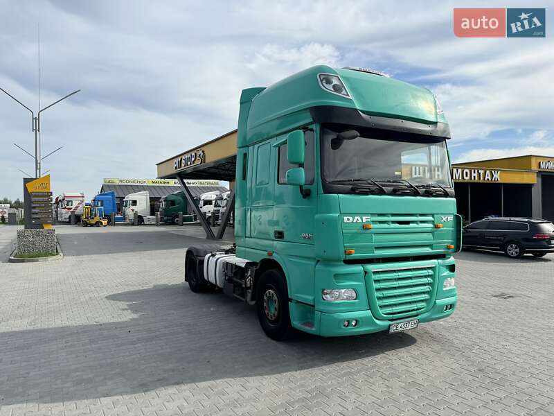 Тягач DAF XF 105 2012 в Чернівцях