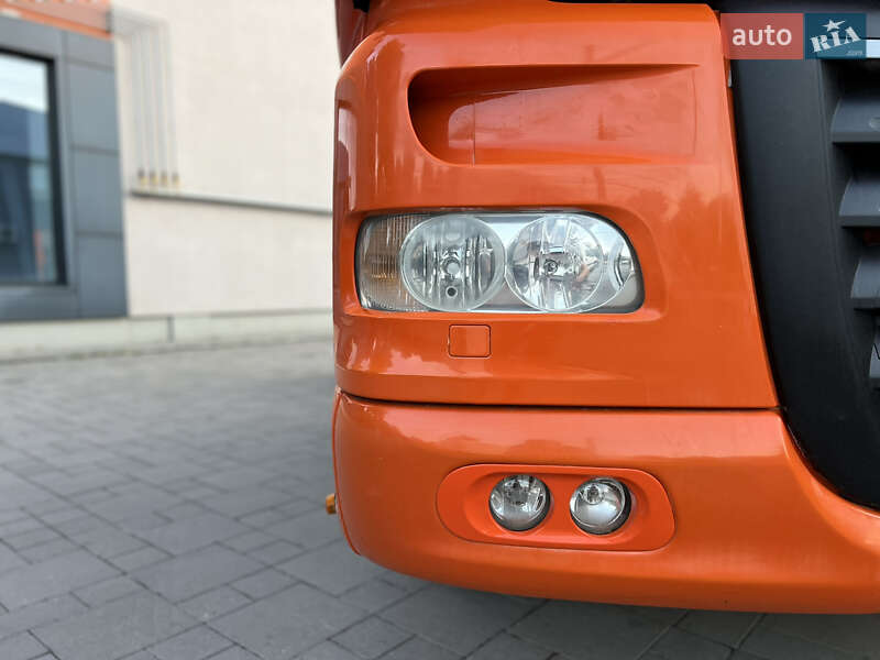 Тягач DAF XF 105 2007 в Ровно