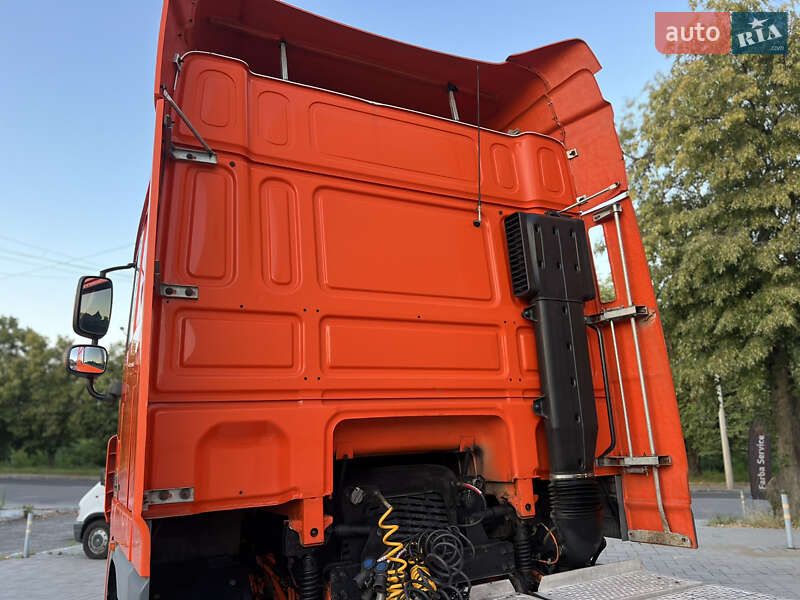 Тягач DAF XF 105 2007 в Ровно