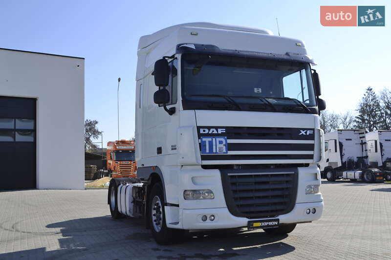 Тягач DAF XF 105 2012 в Хусте