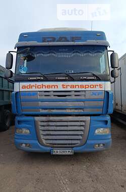 Зерновоз DAF XF 105 2007 в Глухове