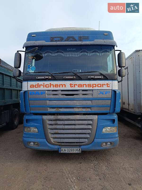Зерновоз DAF XF 105 2007 в 