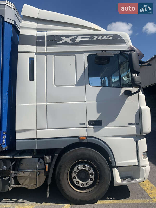 Тягач DAF XF 105 2008 в Ровно