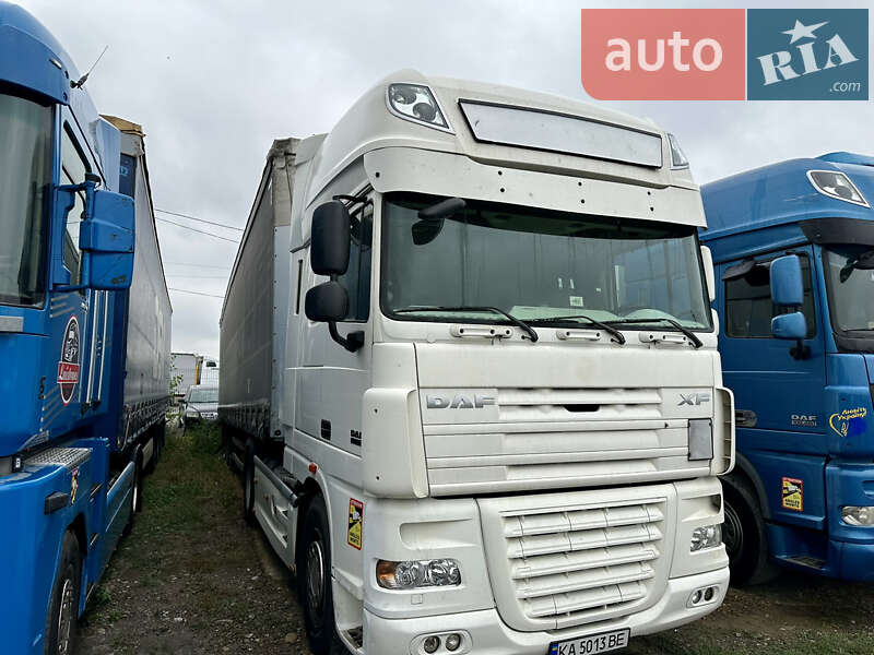 Тягач DAF XF 105 2010 в Чернівцях