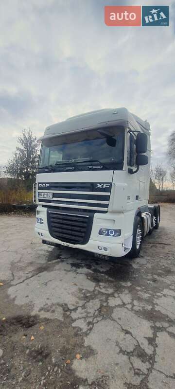 Тягач DAF XF 105 2010 в Сквирі