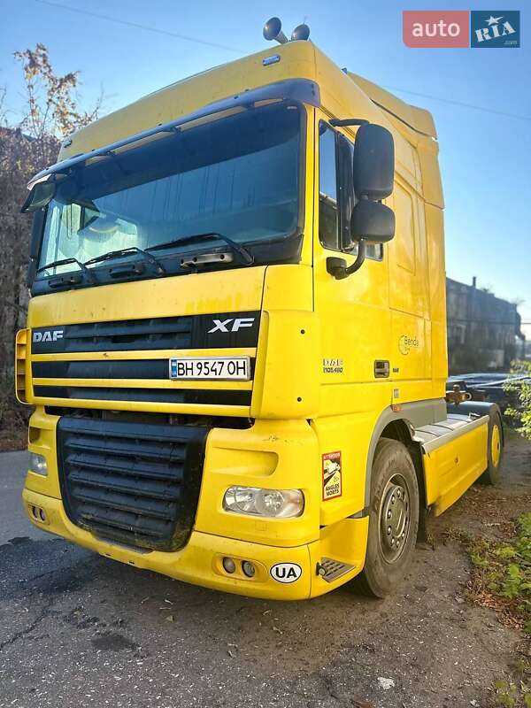 Тягач DAF XF 105 2008 в Одессе