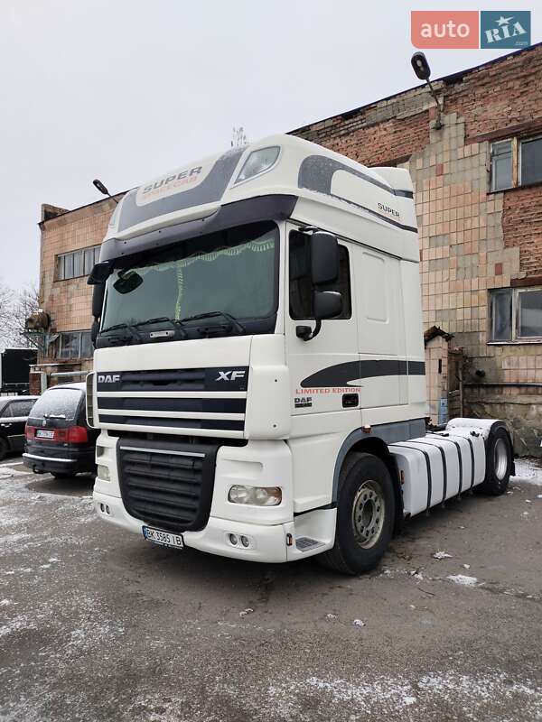 Тягач DAF XF 105 2010 в Ровно