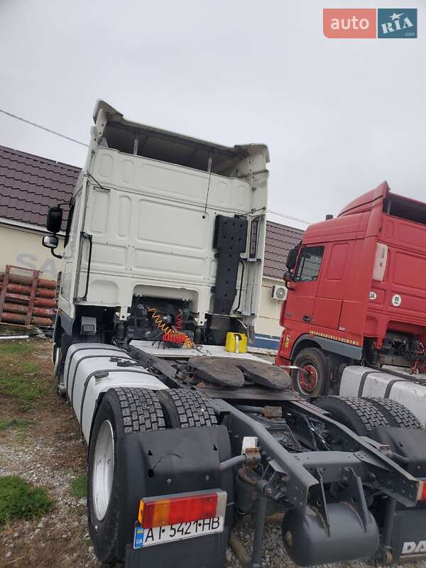 Тягач DAF XF 105 2009 в Переяславе