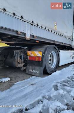 Тягач DAF XF 105 2012 в 