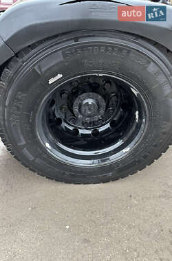 Тягач DAF XF 105 2011 в 