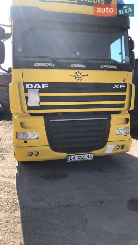 Зерновоз DAF XF 105 2008 в Кропивницком