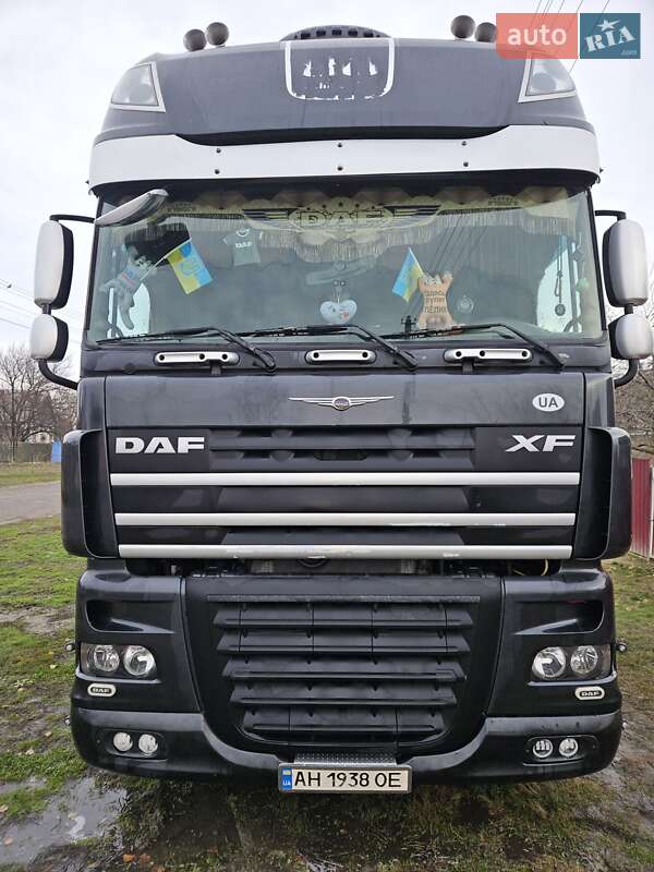 Тягач DAF XF 105 2008 в Каменском