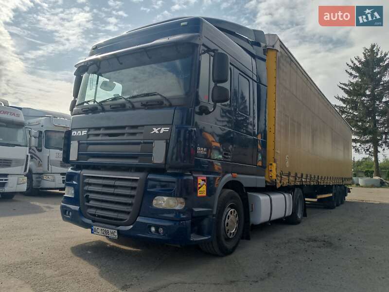 Тягач DAF XF 105 2011 в 
