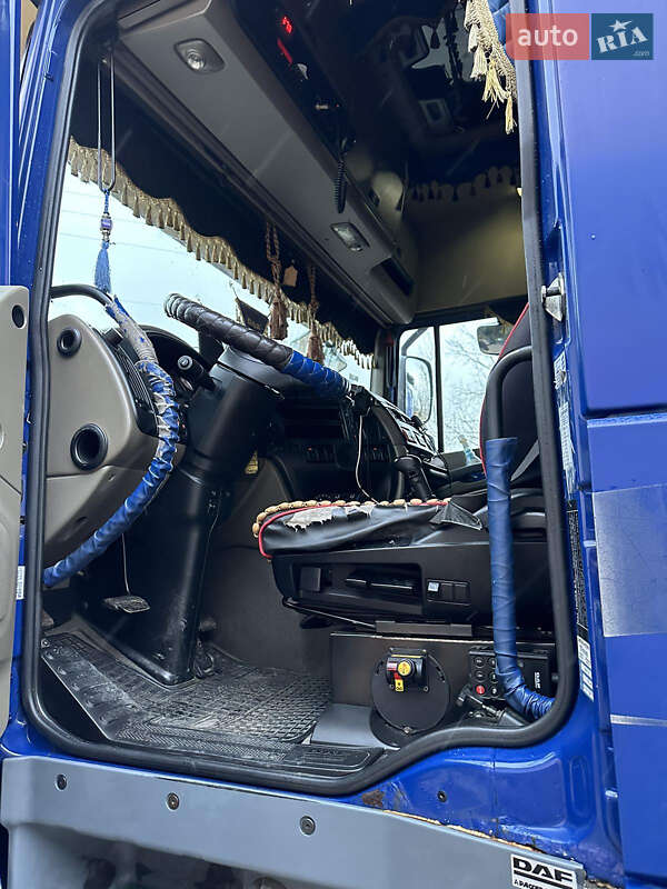 Самосвал DAF XF 105 2010 в Сарнах